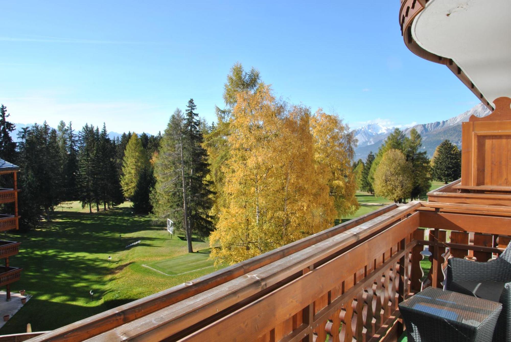 Grand Hotel Du Golf & Palace Crans-Montana Buitenkant foto