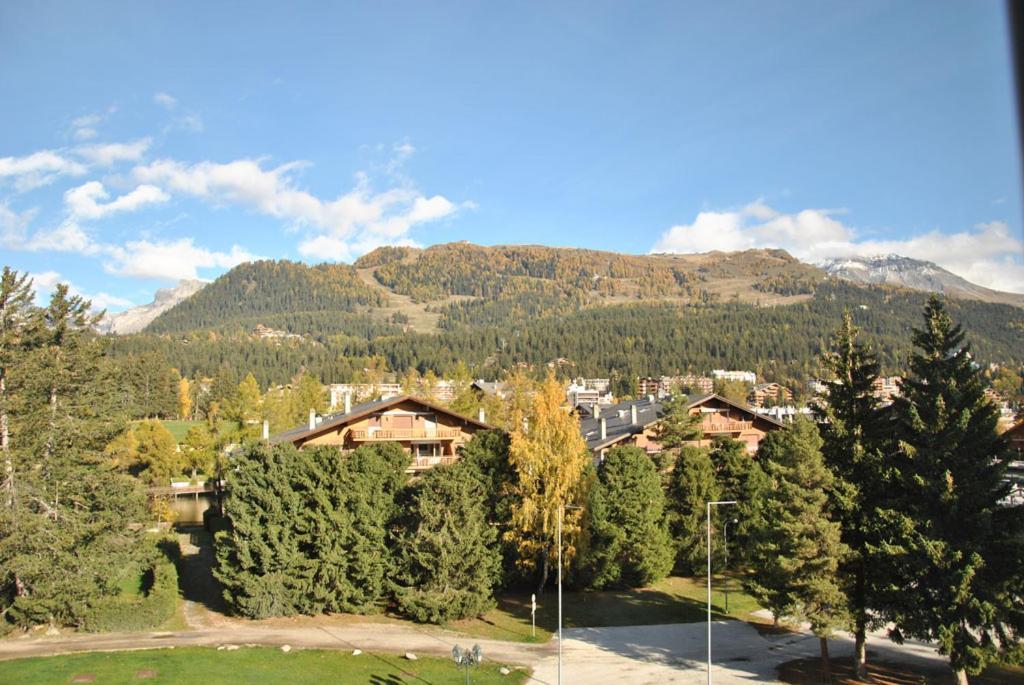 Grand Hotel Du Golf & Palace Crans-Montana Buitenkant foto