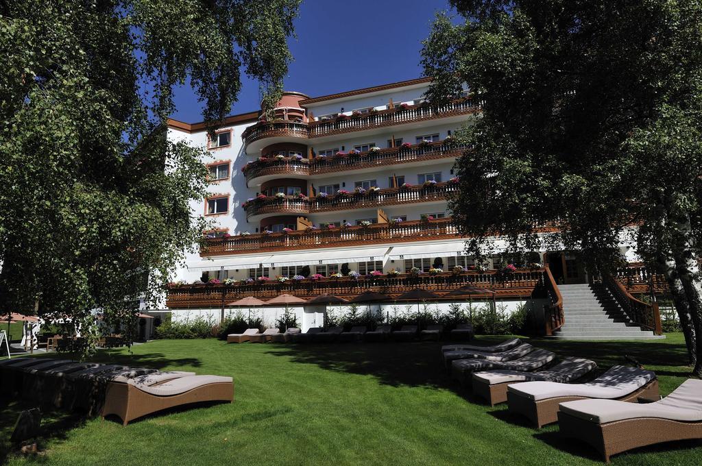 Grand Hotel Du Golf & Palace Crans-Montana Buitenkant foto