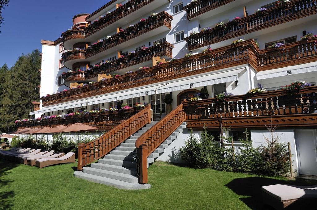 Grand Hotel Du Golf & Palace Crans-Montana Buitenkant foto